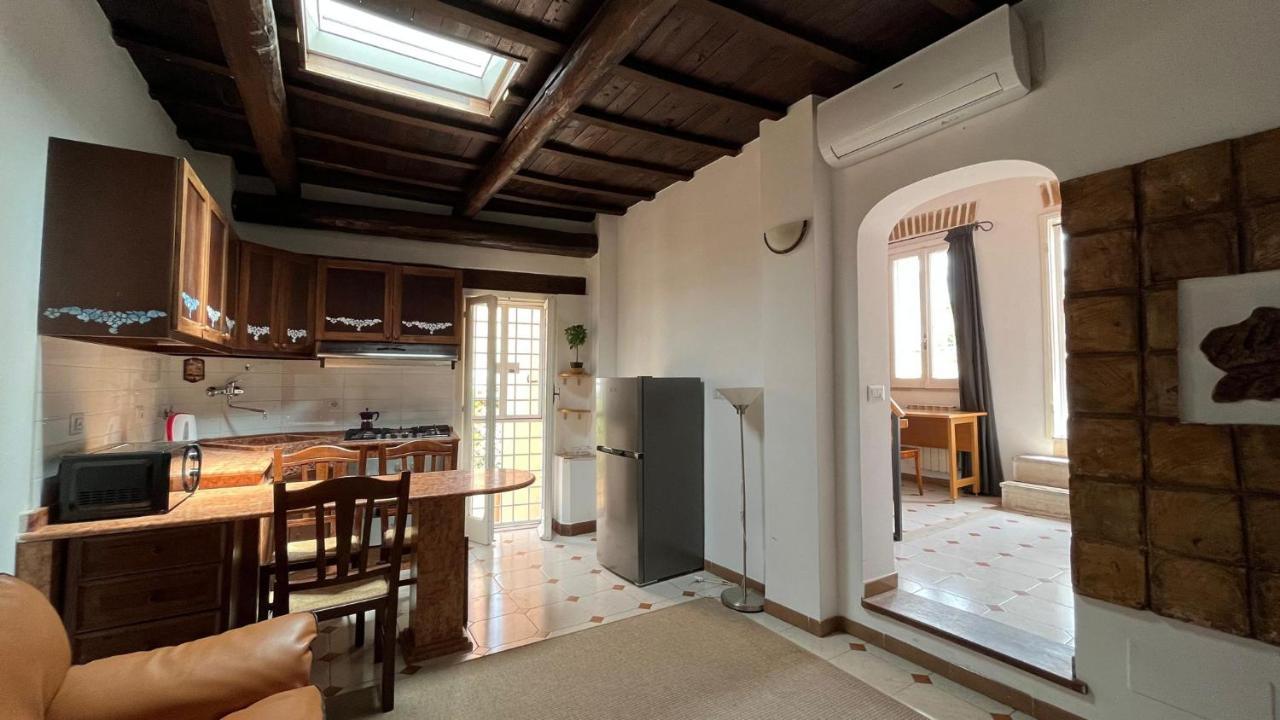 Attico Con Terrazza Santa Cecilia Apartment Rome Bagian luar foto
